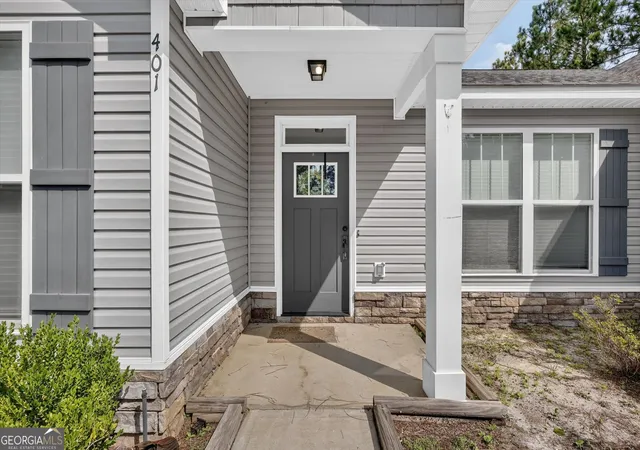 Photo 4 of Single family home for sale at 401 Coles Way, Statesboro, GA 30461 | MLS# 10838944 | Listing updated on 2026-09-17