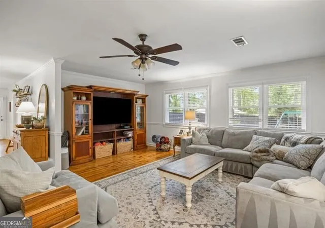 Photo 4 of Single family home for sale at 285 Air Acres Way, Woodstock, GA 30188 | MLS# 10843266 | Listing updated on 2026-09-16