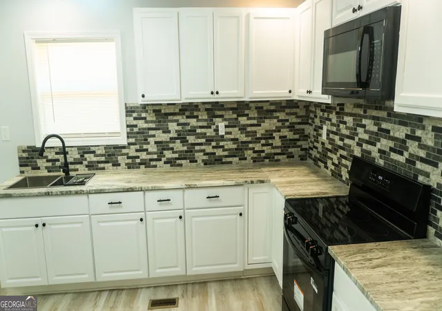 Photo 3 of Single family home for sale at 149 Newby Rd, Jeffersonville, GA 31044 | MLS# 10841536 | Listing updated on 2026-09-22
