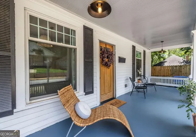 Photo 2 of Single family home for sale at 908 Oakhill Ave, Atlanta, GA 30310 | MLS# 10852829 | Listing updated on 2026-09-24