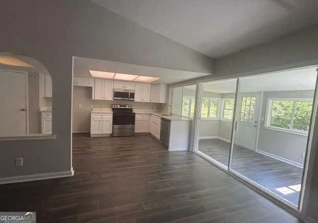 Photo 4 of Single family home for sale at 6570 Kimberly Ml Rd, Atlanta, GA 30349 | MLS# 10839913 | Listing updated on 2026-09-15