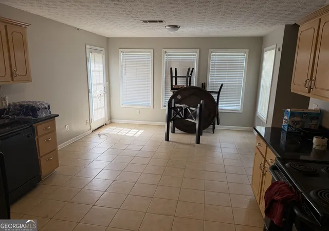 Photo 3 of Single family home for sale at 275 Long Crk, Covington, GA 30016 | MLS# 10836826 | Listing updated on 2026-09-15