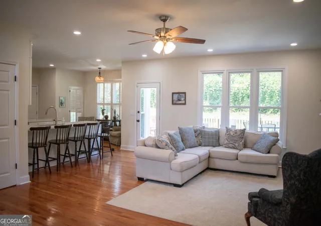 Photo 4 of Single family home for sale at 2735 Hanson Ct, Cumming, GA 30041 | MLS# 10774186 | Listing updated on 2026-10-12