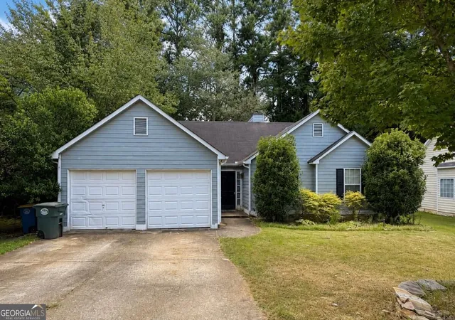 Photo 1 of Sale Pending at 2247 Dresden Green Nw, Kennesaw, GA 30144 | MLS# 10844143 | Listing updated on 2026-09-11