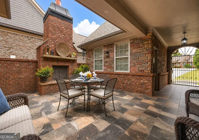 Photo 3 of Single family home for sale at 11127 Brookhavenclub Dr, Johns Creek, GA 30097 | MLS# 10838046 | Listing updated on 2026-09-17
