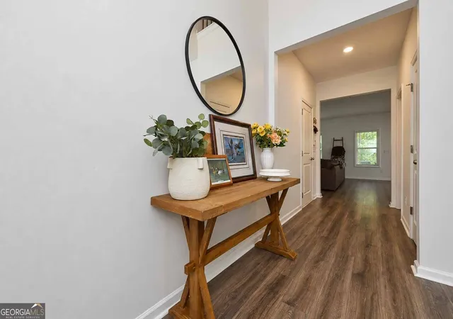 Photo 3 of Single family home for sale at 124 Turkey Crk Trl, Carrollton, GA 30117 | MLS# 10850637 | Listing updated on 2026-10-06