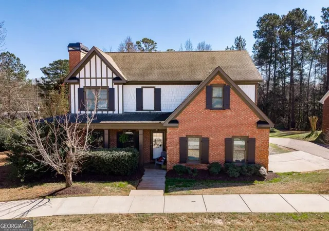 Photo 2 of Single family home for sale at 201 Township Ln, Athens, GA 30606 | MLS# 10839675 | Listing updated on 2026-09-09