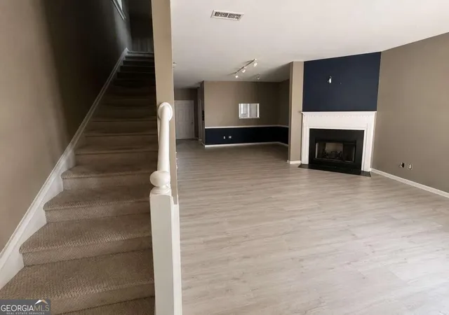 Photo 3 of Townhouse for sale at 253 Ralph David Abernathy Blvd Sw, Atlanta, GA 30312 | MLS# 10837673 | Listing updated on 2026-10-09