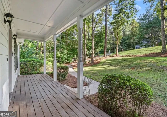Photo 3 of Single family home for sale at 5960 Bridle Dr, Cumming, GA 30028 | MLS# 10843468 | Listing updated on 2026-10-07