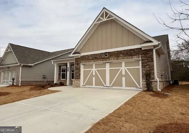 Photo 2 of Sale Pending at 2484 Anhinga Dr, Loganville, GA 30052 | MLS# 10841634 | Listing updated on 2026-09-08