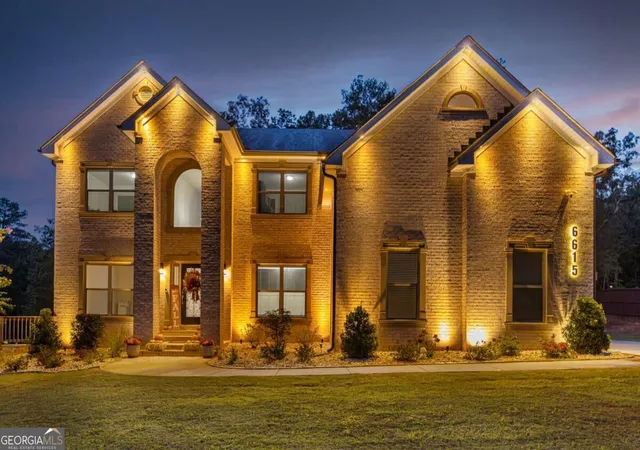 Photo 2 of Single family home for sale at 6615 Wansfell Ct, Douglasville, GA 30135 | MLS# 10874280 | Listing updated on 2026-10-28