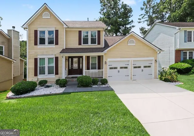 Photo 3 of Single family home for sale at 1975 Wynhurst Xing, Stone Mountain, GA 30088 | MLS# 10844861 | Listing updated on 2026-10-01