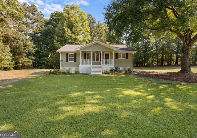 Photo 1 of Single family home for sale at 243 Seay Rd, Fayetteville, GA 30215 | MLS# 10839984 | Listing updated on 2026-09-18