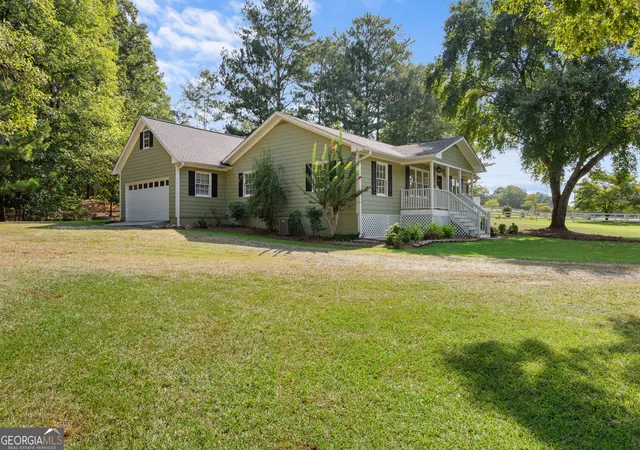 Photo 2 of Single family home for sale at 243 Seay Rd, Fayetteville, GA 30215 | MLS# 10839984 | Listing updated on 2026-09-18