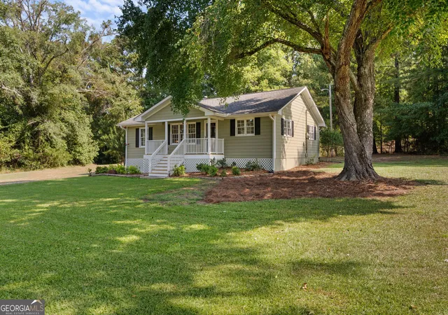 Photo 3 of Single family home for sale at 243 Seay Rd, Fayetteville, GA 30215 | MLS# 10839984 | Listing updated on 2026-09-18