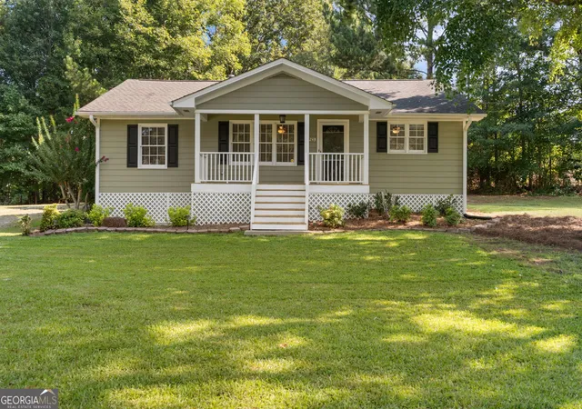 Photo 3 of Single family home for sale at 243 Seay Rd, Fayetteville, GA 30215 | MLS# 10839984 | Listing updated on 2026-09-18