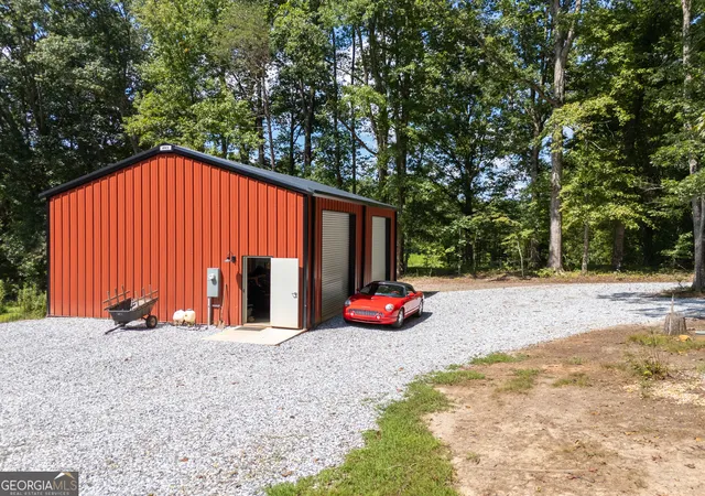 Photo 4 of Single family home for sale at 629 Crane Trl, Cleveland, GA 30528 | MLS# 10851952 | Listing updated on 2026-10-07