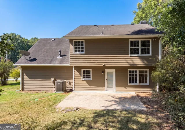 Photo 4 of Sale Pending at 3108 Rock Crk Dr, Rex, GA 30273 | MLS# 10844869 | Listing updated on 2026-10-08
