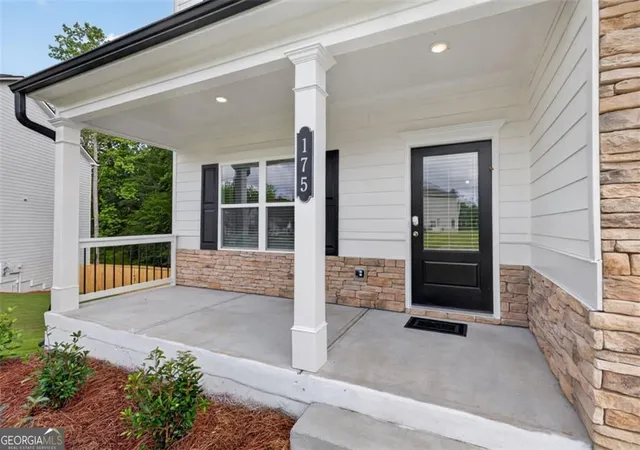 Photo 3 of Sale Pending at 175 Jones Ridge Dr, Dallas, GA 30132 | MLS# 10840346 | Listing updated on 2026-09-18