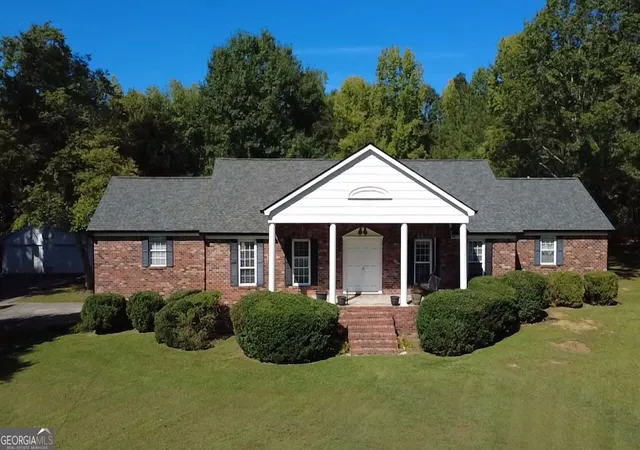 Photo 1 of Single family home for sale at 245 Forrestway Dr, Lafayette, GA 30728 | MLS# 10844706 | Listing updated on 2026-09-25