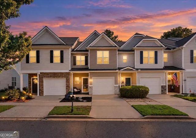Photo 1 of Townhouse for sale at 4612 Beacon Ridge Ln, Flowery Branch, GA 30542 | MLS# 10852432 | Listing updated on 2026-10-08