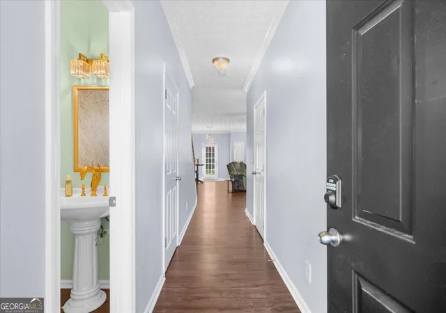 Photo 3 of Townhouse for sale at 4612 Beacon Ridge Ln, Flowery Branch, GA 30542 | MLS# 10852432 | Listing updated on 2026-10-08