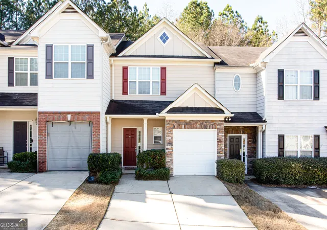 Townhouse for sale at 1255 Chinon Point, Lithonia, GA 30058 | MLS# 10850577