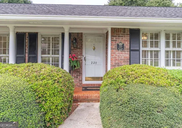Photo 2 of Single family home for sale at 220 Craig Dr, Lawrenceville, GA 30046 | MLS# 10878511 | Listing updated on 2026-10-28
