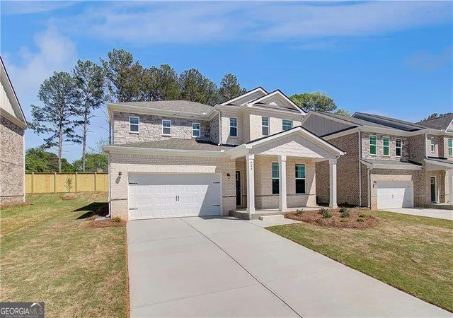 Photo 3 of Single family home for sale at 640 Leafy Branch Way, Mcdonough, GA 30253 | MLS# 10843307 | Listing updated on 2026-09-11