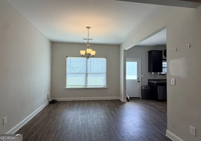 Photo 4 of Single family home for sale at 559 Joneus Dr, Mcdonough, GA 30252 | MLS# 10850131 | Listing updated on 2026-10-05