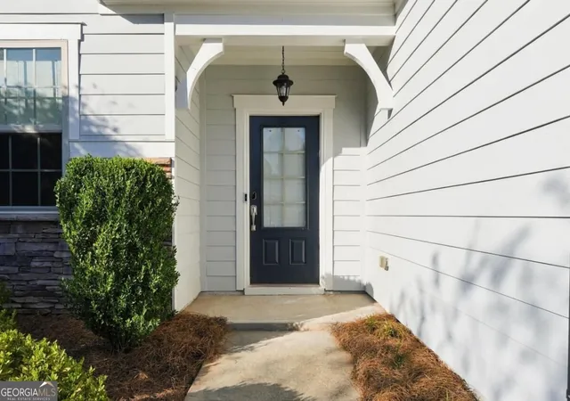 Photo 4 of Single family home for sale at 205 William Crk Dr, Canton, GA 30115 | MLS# 10878299 | Listing updated on 2026-10-31