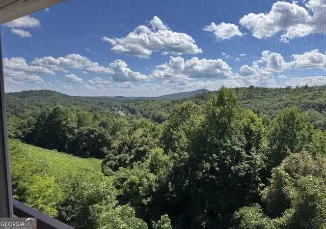 Photo 2 of Sale Pending at 284 Banister Dr #302, Clayton, GA 30525 | MLS# 10846356 | Listing updated on 2026-09-15