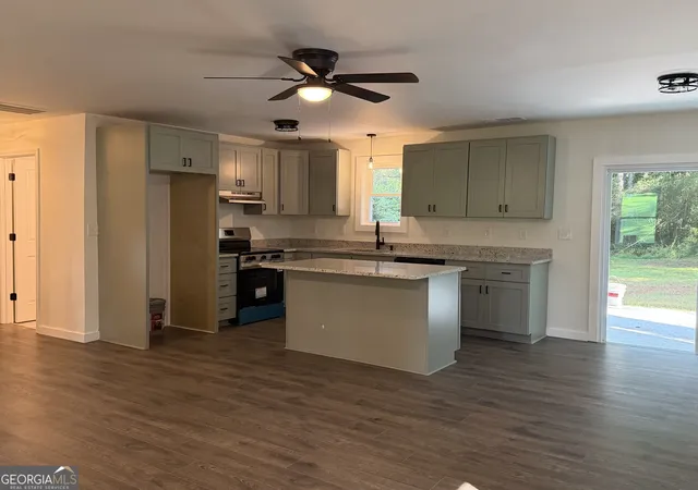 Photo 3 of Single family home for sale at 318 North St, Thomaston, GA 30286 | MLS# 10846485 | Listing updated on 2026-09-30
