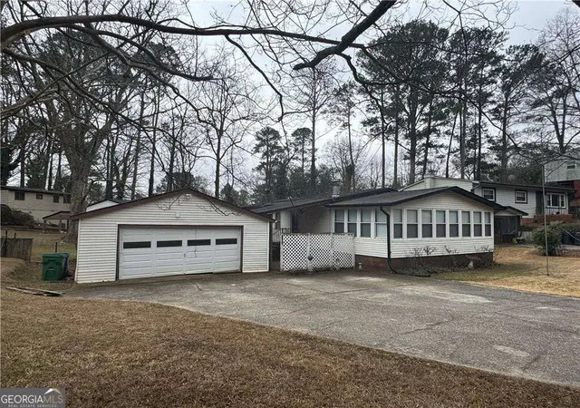 Photo 1 of Single family home for sale at 3029 Flamingo Dr, Decatur, GA 30033 | MLS# 10840722 | Listing updated on 2026-09-14