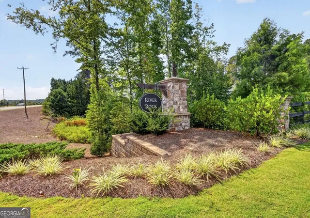 Photo 3 of Single family home for sale at 8150 Brewton Bnd, Ball Ground, GA 30107 | MLS# 10839625 | Listing updated on 2026-09-17