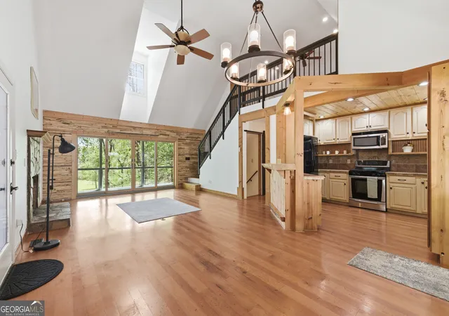Photo 3 of Single family home for sale at 2685 Messer Rd, Young Harris, GA 30582 | MLS# 10734104 | Listing updated on 2026-09-07