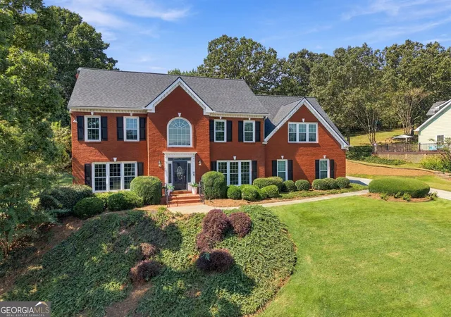 Photo 2 of Single family home for sale at 1255 Wincrest Ct Nw, Kennesaw, GA 30152 | MLS# 10833131 | Listing updated on 2026-10-09