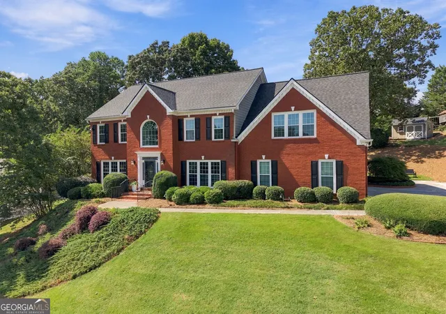 Photo 3 of Single family home for sale at 1255 Wincrest Ct Nw, Kennesaw, GA 30152 | MLS# 10833131 | Listing updated on 2026-10-09