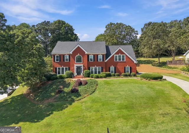 Photo 3 of Single family home for sale at 1255 Wincrest Ct Nw, Kennesaw, GA 30152 | MLS# 10833131 | Listing updated on 2026-10-09