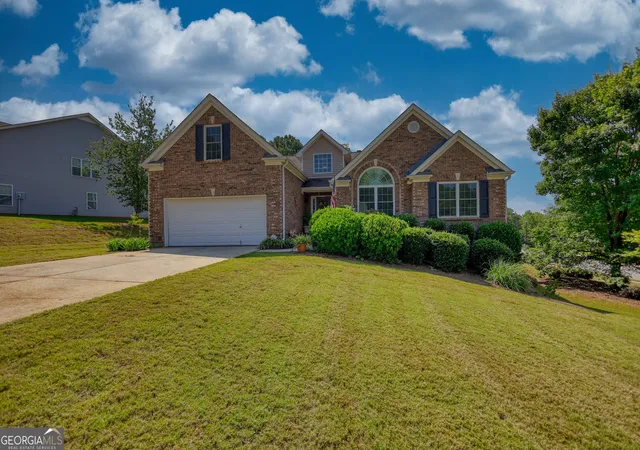 Photo 2 of Single family home for sale at 1230 Morgans Run, Monroe, GA 30656 | MLS# 10836322 | Listing updated on 2026-10-04