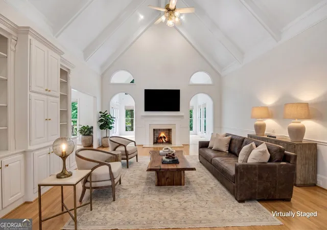 Photo 4 of Single family home for sale at 2285 Littlebrooke Tr, Dunwoody, GA 30338 | MLS# 10844223 | Listing updated on 2026-09-25