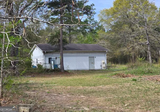 Photo 2 of Single family home for sale at 253 Pottery Rd, Lizella, GA 31052 | MLS# 10850916 | Listing updated on 2026-09-28