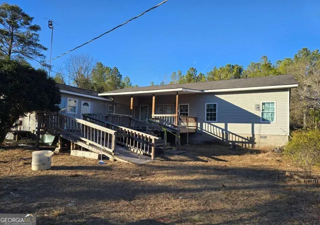 Photo 3 of Single family home for sale at 253 Pottery Rd, Lizella, GA 31052 | MLS# 10850916 | Listing updated on 2026-09-28
