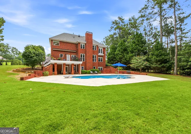 Photo 2 of Single family home for sale at 1724 Panorama Dr, Locust Grove, GA 30248 | MLS# 10839179 | Listing updated on 2026-09-03