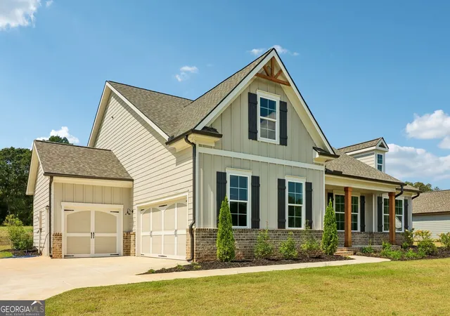 Photo 3 of Single family home for sale at 1297 Pj E Rd, Covington, GA 30014 | MLS# 10846110 | Listing updated on 2026-09-22