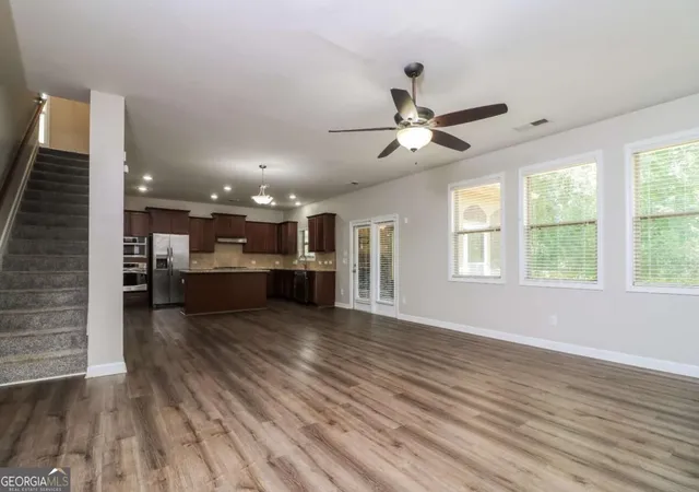 Photo 3 of Single family home for sale at 4884 Sydney Ln, Marietta, GA 30066 | MLS# 10839202 | Listing updated on 2026-09-17