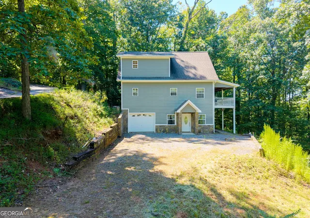 Photo 4 of Single family home for sale at 228 Longview Dr, Hayesville, NC 28904 | MLS# 10843578 | Listing updated on 2026-09-24