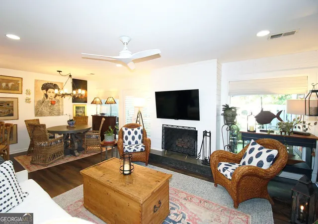 Listing Photo 4 - Condo for sale in building located at 510 E Ponce De Leon Ave, Decatur, GA 30030 - Unit #K