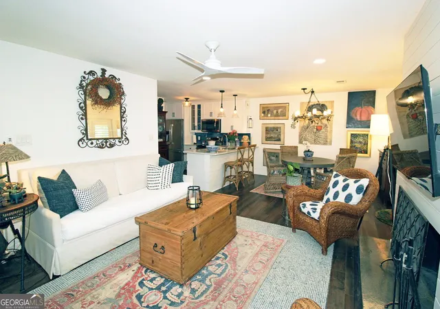 Listing Photo 5 - Condo for sale in building located at 510 E Ponce De Leon Ave, Decatur, GA 30030 - Unit #K