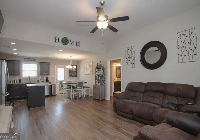 Photo 3 of Single family home for sale at 118 Gunner Ln, Perry, GA 31069 | MLS# 10837814 | Listing updated on 2026-09-15